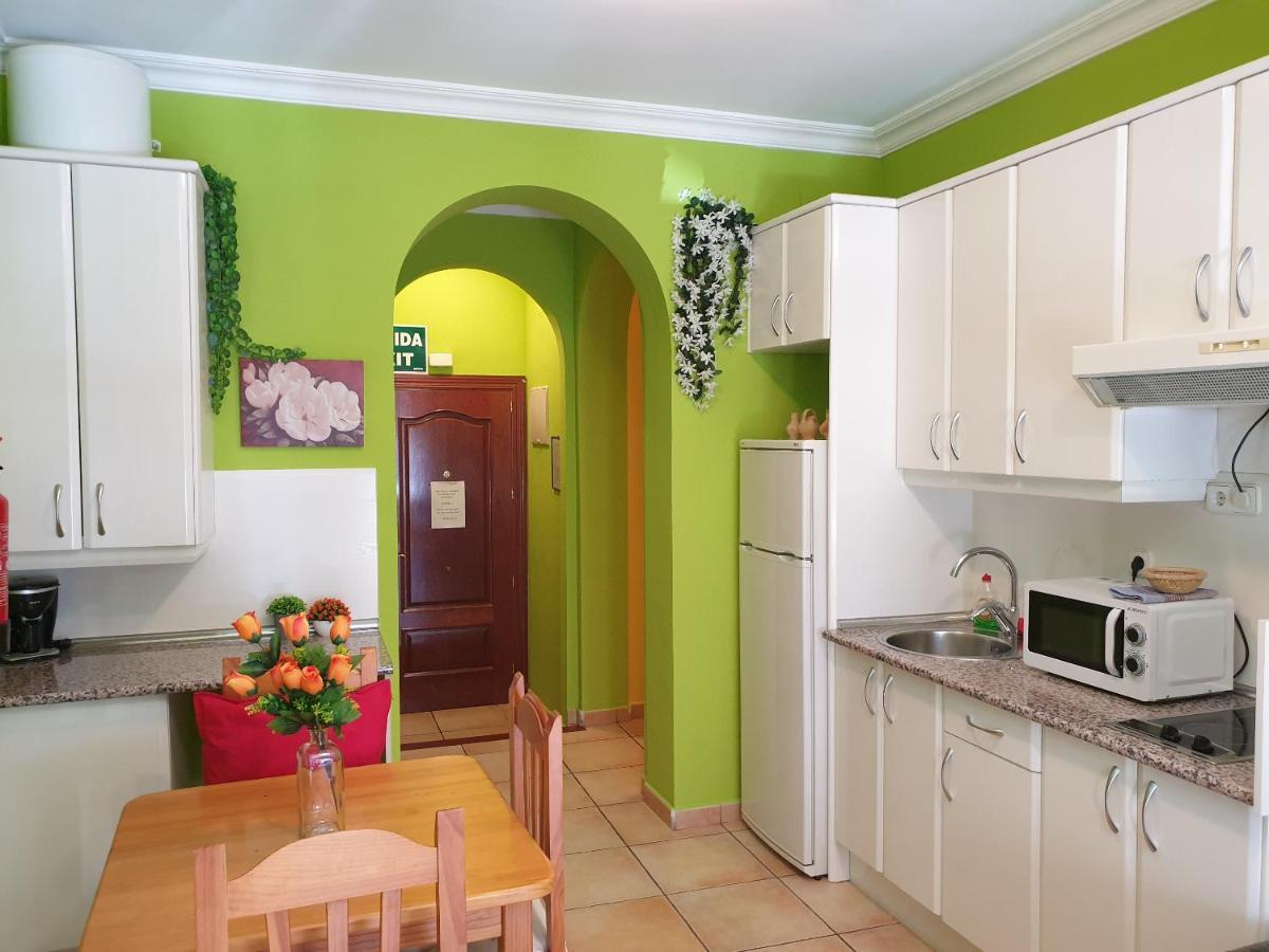 Apartamentos Dana Madrid Kültér fotó